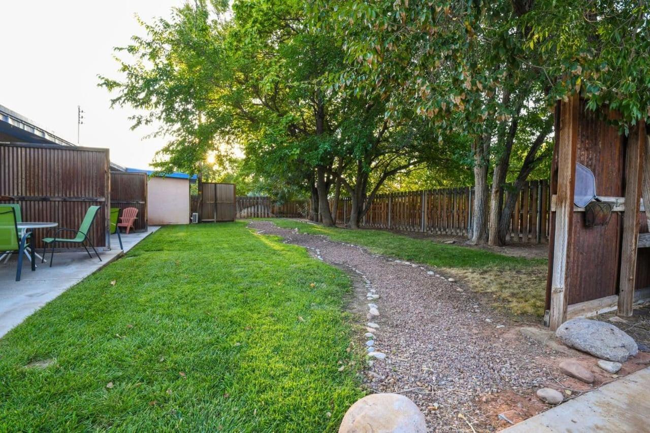 Cozy Adventure Pad Near Downtown - Rose Tree 2 Villa Моуаб Екстериор снимка